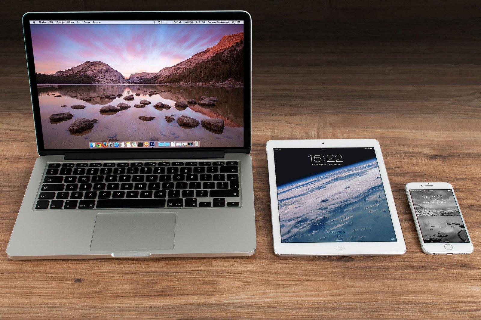 MACBOOK UND IMAC 1 MACBOOK UND IMAC 1